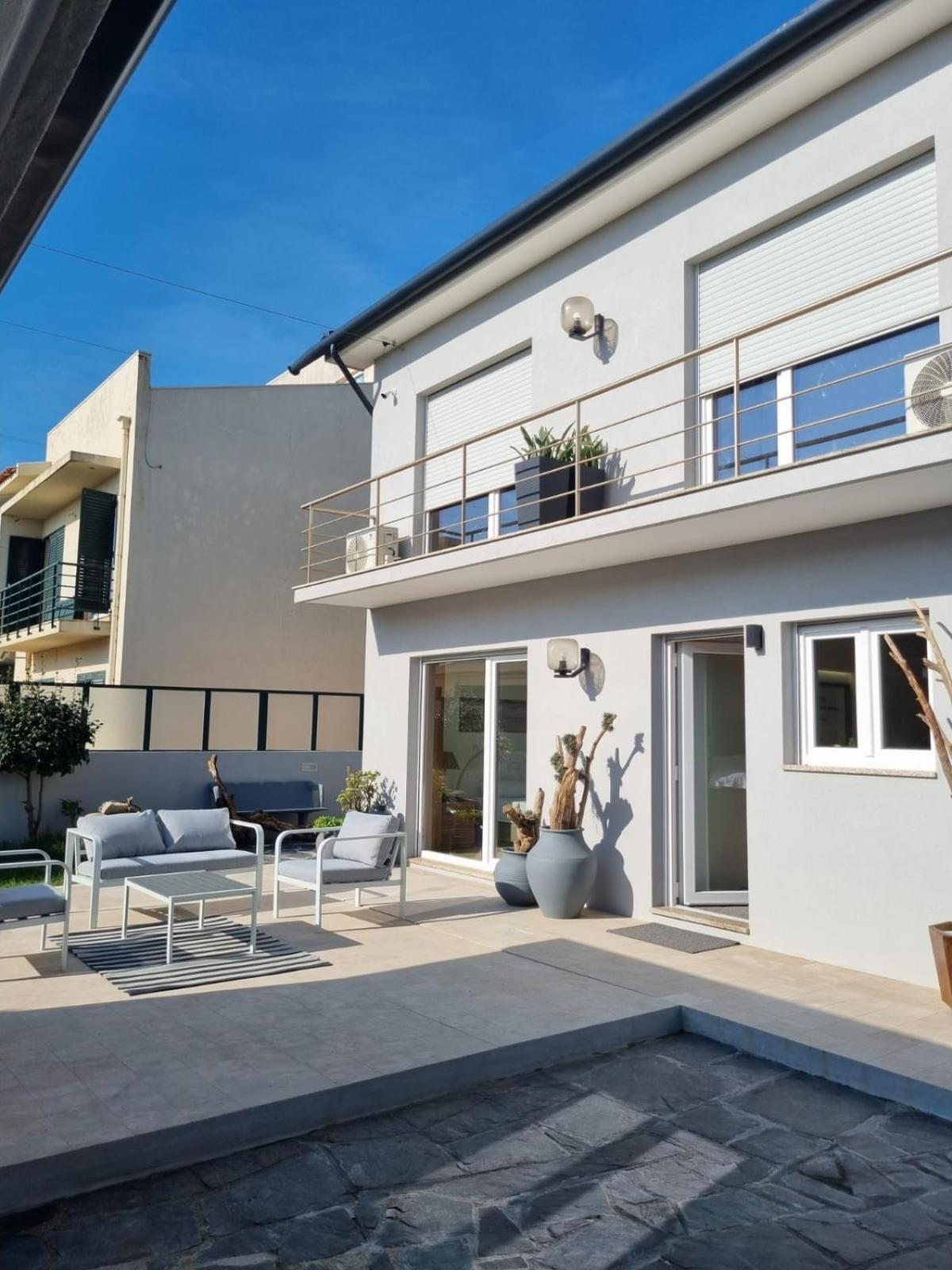 On The Way - Mindelo Beach/Guest House Exterior photo